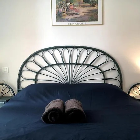 Poseidon By Pom Apartment *